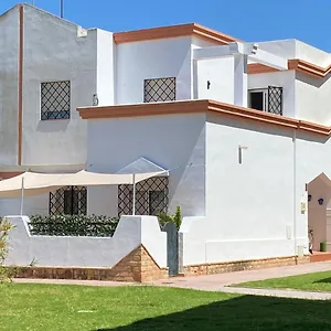 Casa Naranjos Playa Luz Сasa de vacaciones