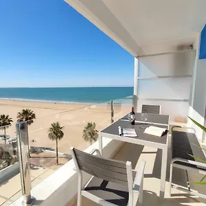 Sea Views Apartment